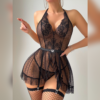 Conjunto de Lencería Negro con Encaje, Falda y Ligas – Tallas M y L